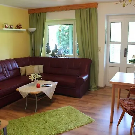 Apartment Ferienwohnung Waitzdorf